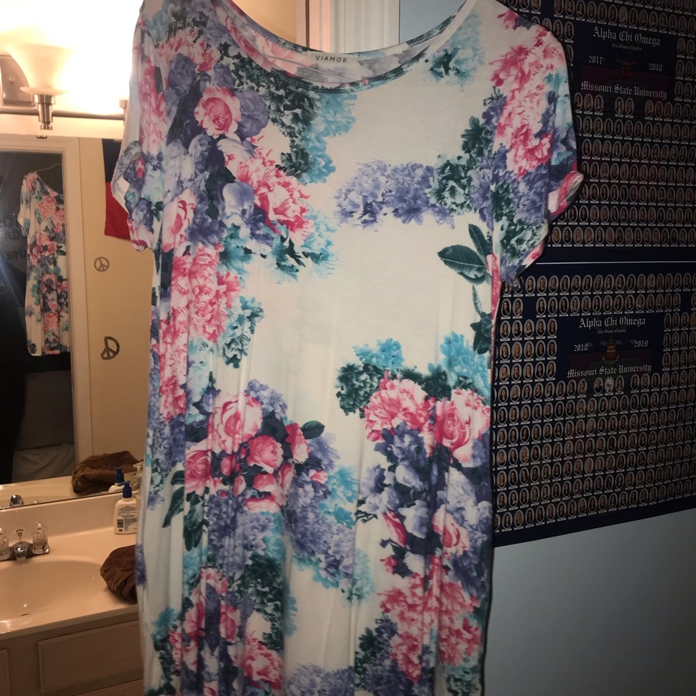Short colorful dress (worn once)